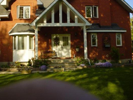 Bed and Breakfast Maple Woods Casselman Exterior foto